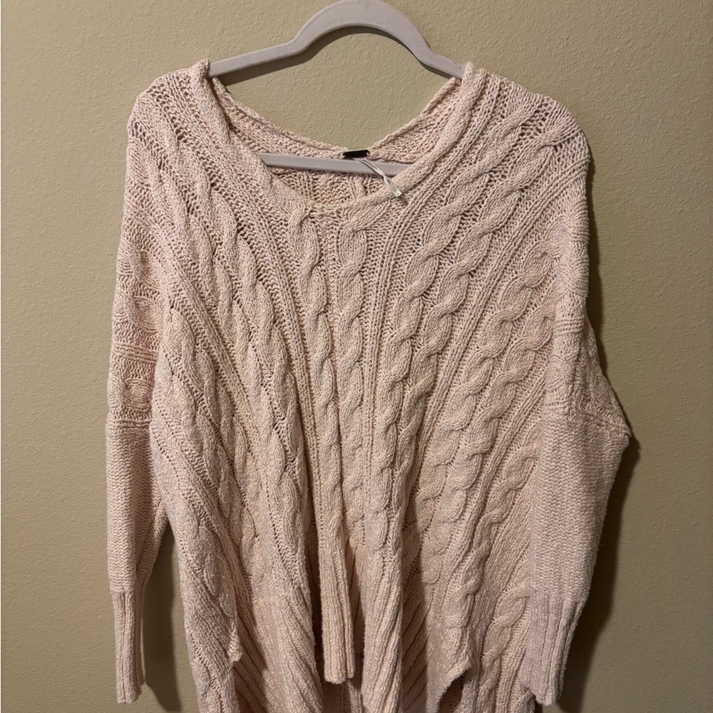 Women's Cable Knit Sweater - Pink